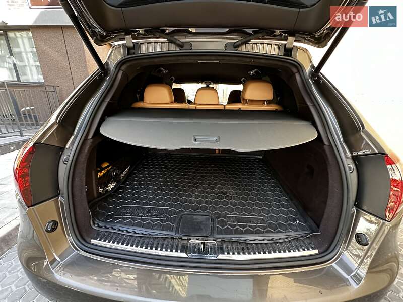 Внедорожник / Кроссовер Porsche Cayenne 2013 в Одессе