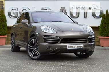 Внедорожник / Кроссовер Porsche Cayenne 2012 в Одессе