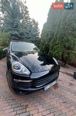 Седан Porsche Cayenne 2016 в Києві