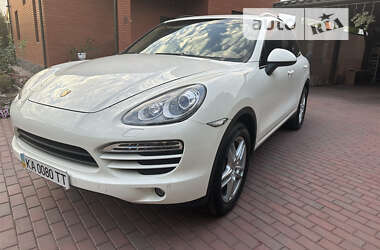 Позашляховик / Кросовер Porsche Cayenne 2011 в Києві