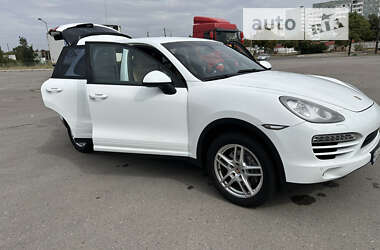 Внедорожник / Кроссовер Porsche Cayenne 2013 в Запорожье