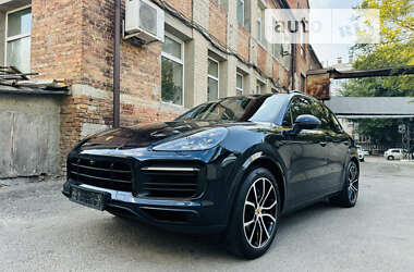 Позашляховик / Кросовер Porsche Cayenne 2020 в Києві