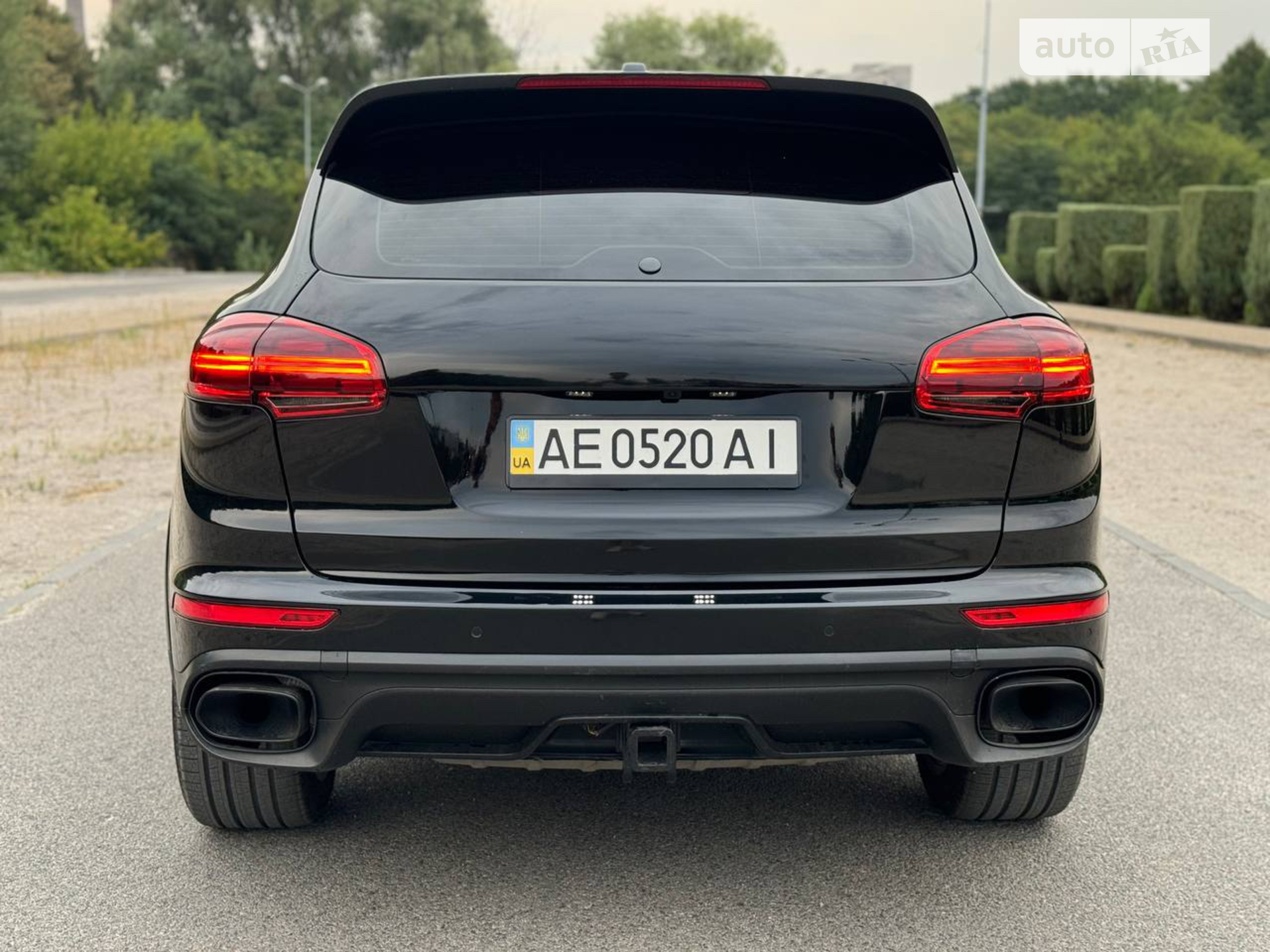 2016 Porsche Cayenne - мініатюра 9