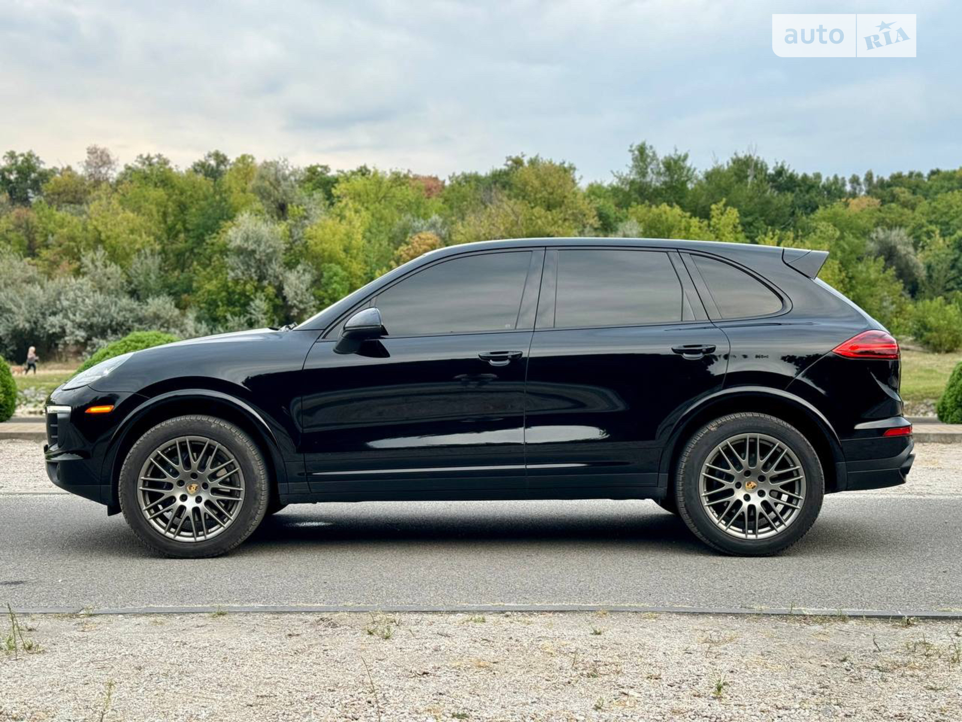2016 Porsche Cayenne - мініатюра 3