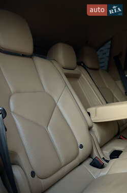 Позашляховик / Кросовер Porsche Cayenne 2012 в 