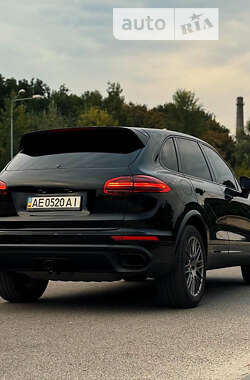 Porsche Cayenne 2016