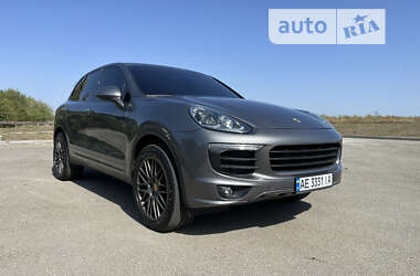 Внедорожник / Кроссовер Porsche Cayenne 2015 в Днепре