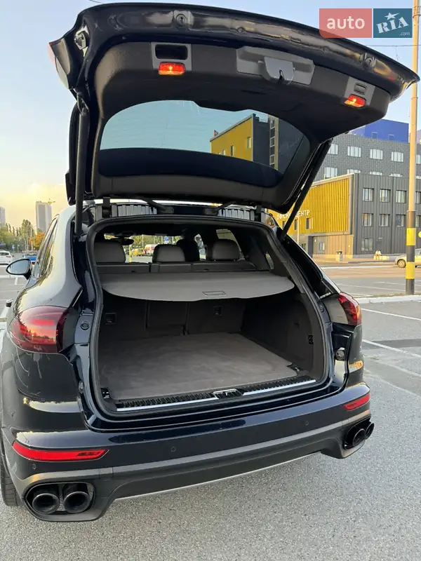 Porsche Cayenne 2015