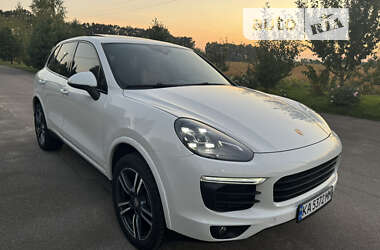 Внедорожник / Кроссовер Porsche Cayenne 2017 в Киеве