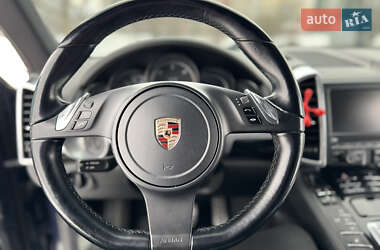 Porsche Cayenne 2011 Porsche Cayenne 2011