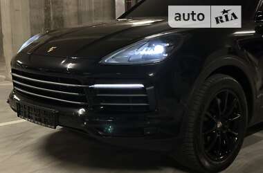 Позашляховик / Кросовер Porsche Cayenne 2017 в Дніпрі