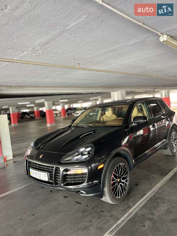 Позашляховик / Кросовер Porsche Cayenne 2008 в Львові