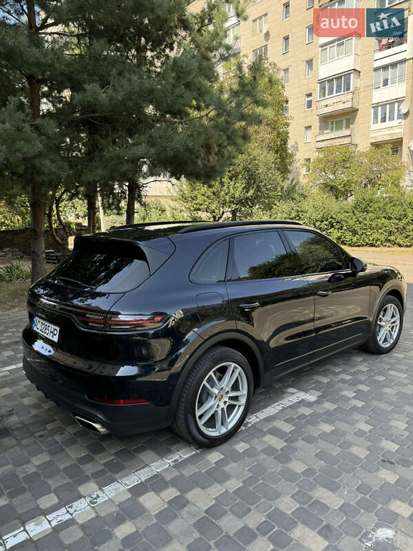 Позашляховик / Кросовер Porsche Cayenne 2018 в Луцьку