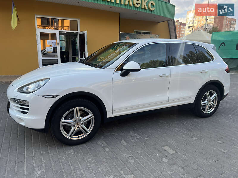 Внедорожник / Кроссовер Porsche Cayenne 2012 в Луцке фото 10 Внедорожник / Кроссовер Porsche Cayenne 2012 в Луцке