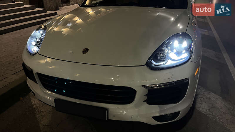 Позашляховик / Кросовер Porsche Cayenne 2017 в Одесі