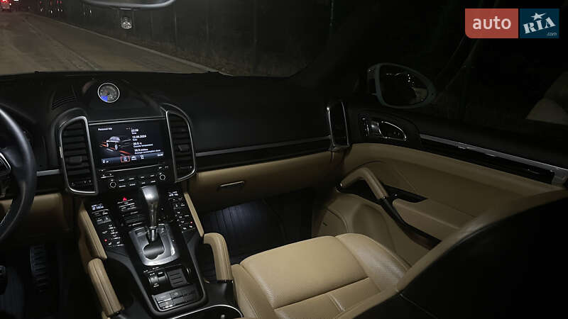 Позашляховик / Кросовер Porsche Cayenne 2017 в Одесі