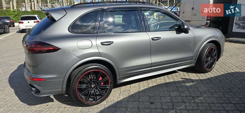Внедорожник / Кроссовер Porsche Cayenne 2015 в Черновцах фото 3 Внедорожник / Кроссовер Porsche Cayenne 2015 в Черновцах