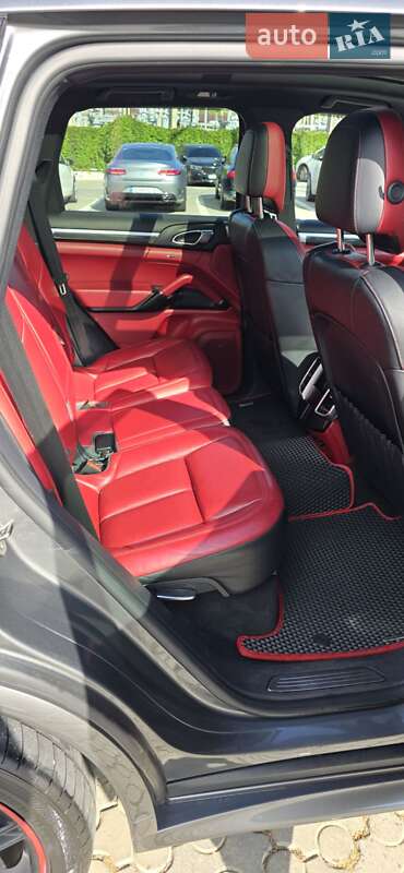 Внедорожник / Кроссовер Porsche Cayenne 2015 в Черновцах фото 38 Внедорожник / Кроссовер Porsche Cayenne 2015 в Черновцах