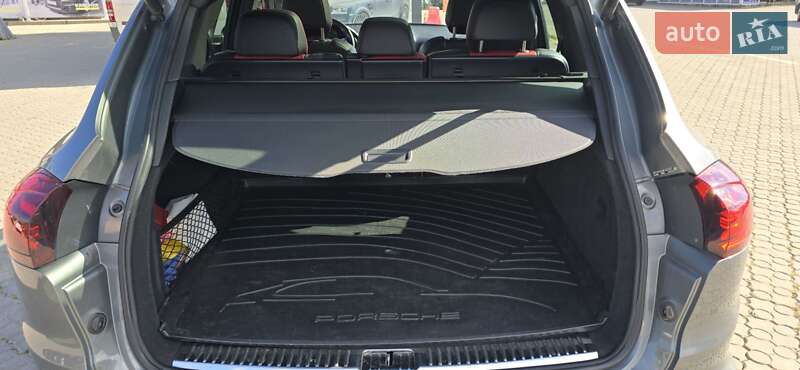 Внедорожник / Кроссовер Porsche Cayenne 2015 в Черновцах фото 85 Внедорожник / Кроссовер Porsche Cayenne 2015 в Черновцах