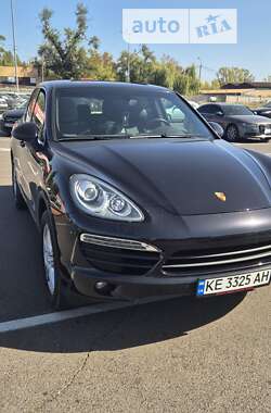 Внедорожник / Кроссовер Porsche Cayenne 2011 в Кривом Роге