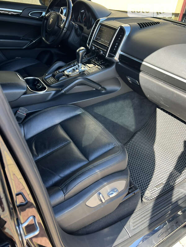 Позашляховик / Кросовер Porsche Cayenne 2011 в Івано-Франківську фото 17 Позашляховик / Кросовер Porsche Cayenne 2011 в Івано-Франківську