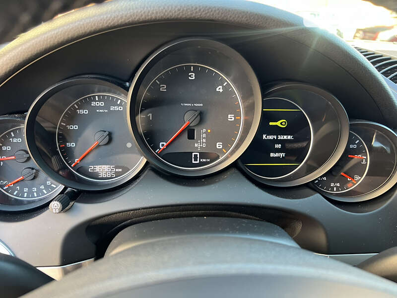 Позашляховик / Кросовер Porsche Cayenne 2011 в Івано-Франківську фото 25 Позашляховик / Кросовер Porsche Cayenne 2011 в Івано-Франківську