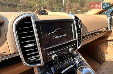 Позашляховик / Кросовер Porsche Cayenne 2014 в Києві
