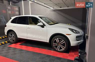 Позашляховик / Кросовер Porsche Cayenne 2014 в 