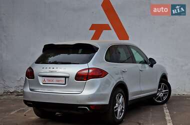 Позашляховик / Кросовер Porsche Cayenne 2012 в 