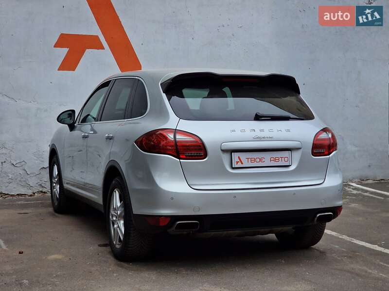 Позашляховик / Кросовер Porsche Cayenne 2012 в Одесі