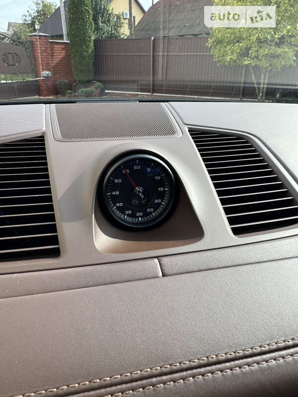 Внедорожник / Кроссовер Porsche Cayenne 2018 в Черновцах