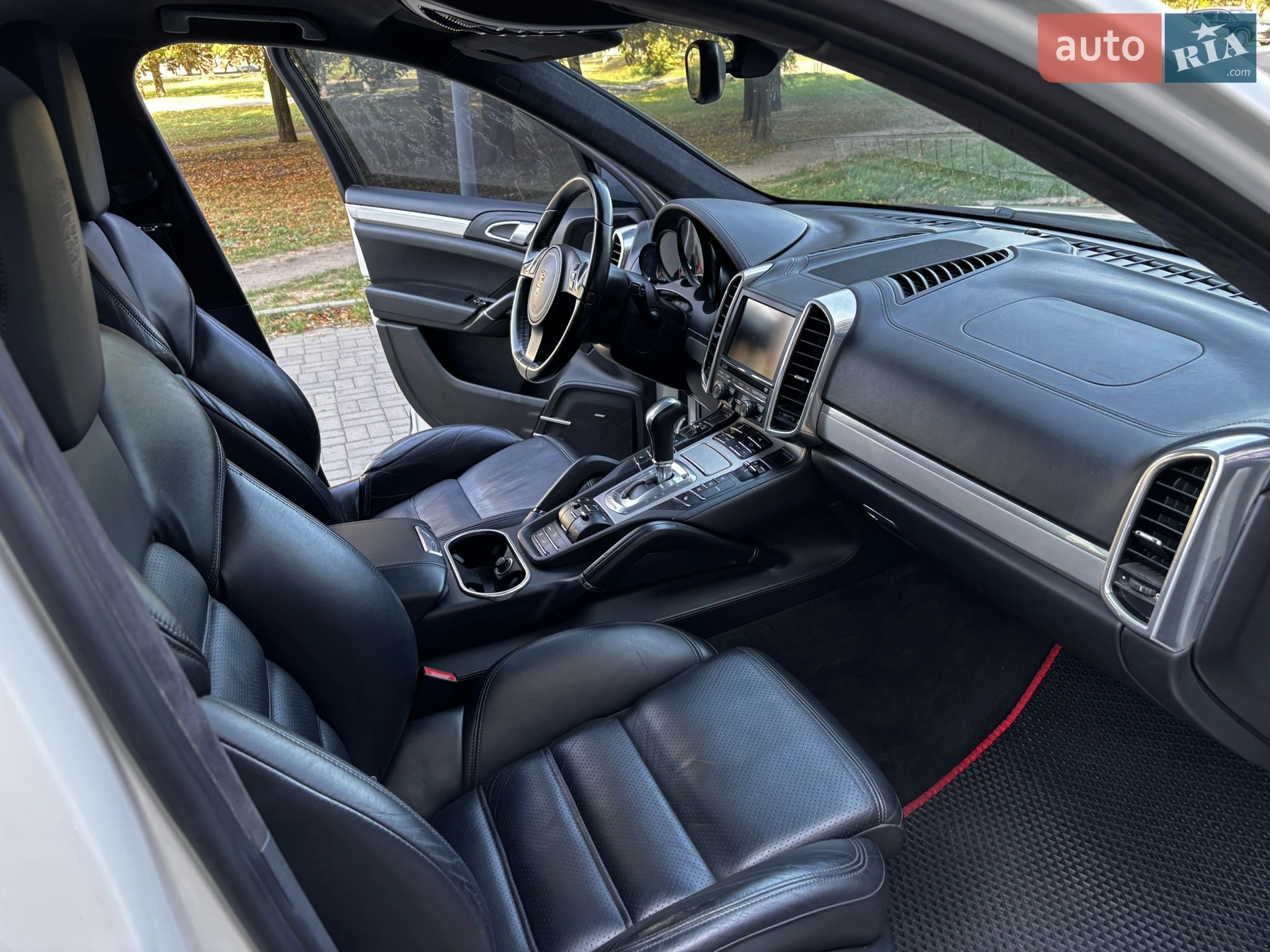 2010 Porsche Cayenne - мініатюра 7