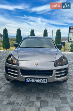 Позашляховик / Кросовер Porsche Cayenne 2007 в 