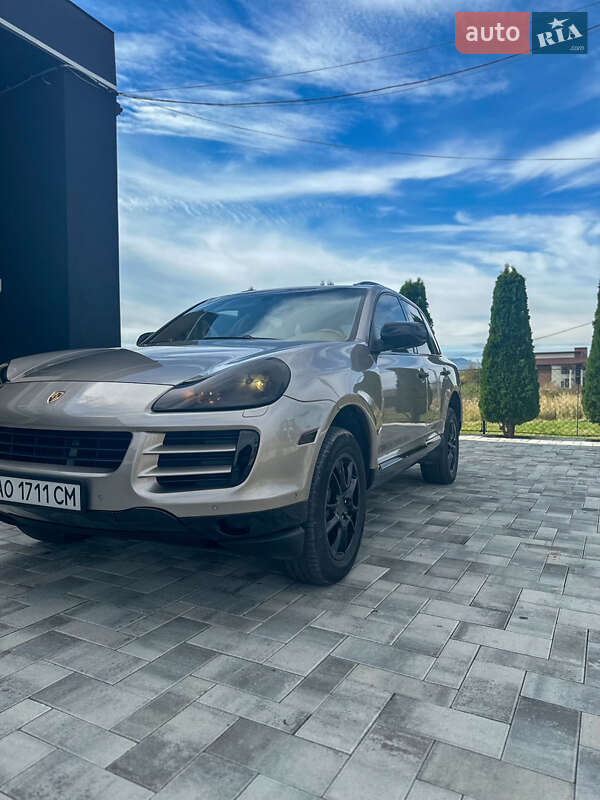Позашляховик / Кросовер Porsche Cayenne 2007 в Тячеві