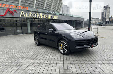 Внедорожник / Кроссовер Porsche Cayenne 2018 в Киеве