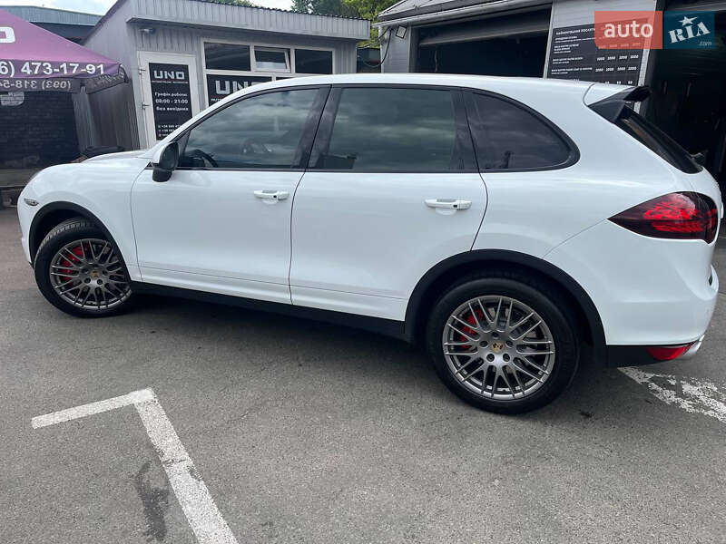 Внедорожник / Кроссовер Porsche Cayenne 2012 в Киеве фото 4 Внедорожник / Кроссовер Porsche Cayenne 2012 в Киеве