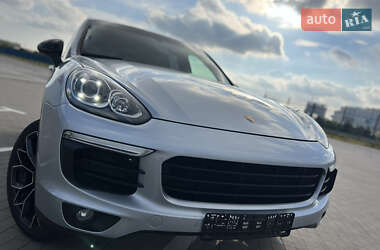 Porsche Cayenne 2015