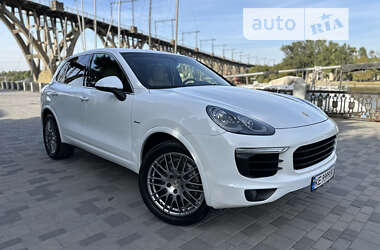 Позашляховик / Кросовер Porsche Cayenne 2015 в Дніпрі