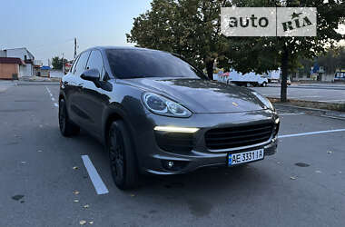 Внедорожник / Кроссовер Porsche Cayenne 2015 в Днепре