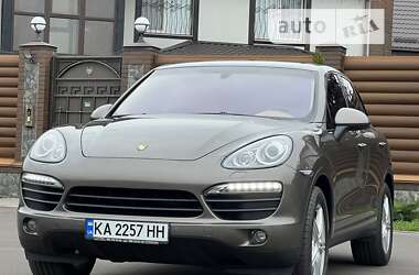 Внедорожник / Кроссовер Porsche Cayenne 2013 в Киеве