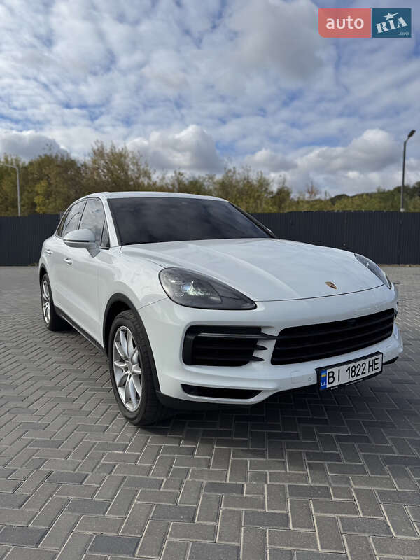 Внедорожник / Кроссовер Porsche Cayenne 2019 в 