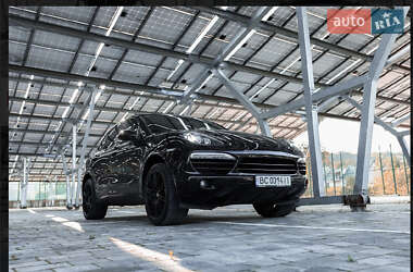 Позашляховик / Кросовер Porsche Cayenne 2012 в Львові