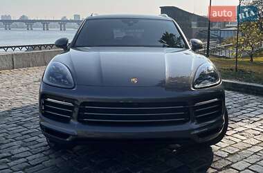 Позашляховик / Кросовер Porsche Cayenne 2020 в Києві