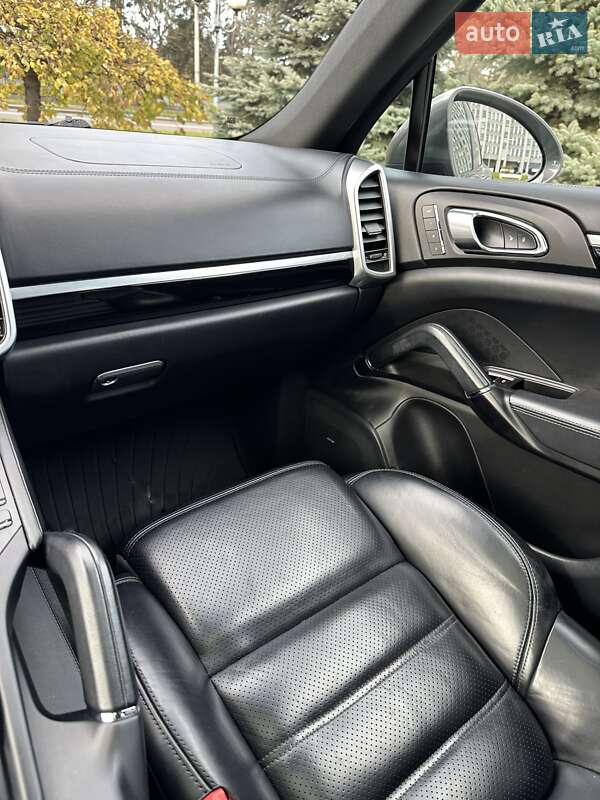 Позашляховик / Кросовер Porsche Cayenne 2017 в Львові фото 8 Позашляховик / Кросовер Porsche Cayenne 2017 в Львові