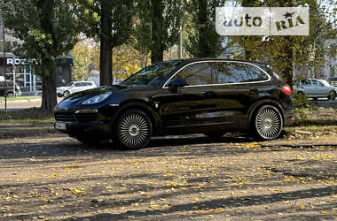 Позашляховик / Кросовер Porsche Cayenne 2013 в Ніжині