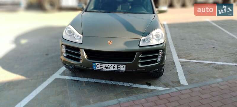Позашляховик / Кросовер Porsche Cayenne 2008 в Чернівцях