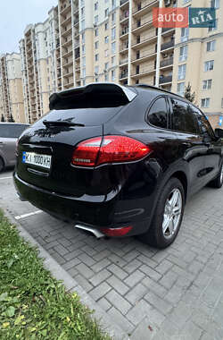 Внедорожник / Кроссовер Porsche Cayenne 2014 в Киеве