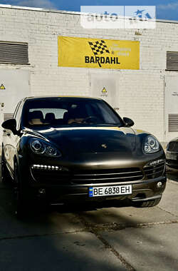 Porsche Cayenne 2012