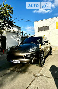 Внедорожник / Кроссовер Porsche Cayenne 2012 в Николаеве