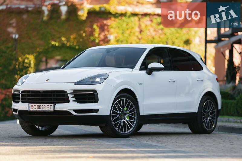 Позашляховик / Кросовер Porsche Cayenne 2021 в Львові